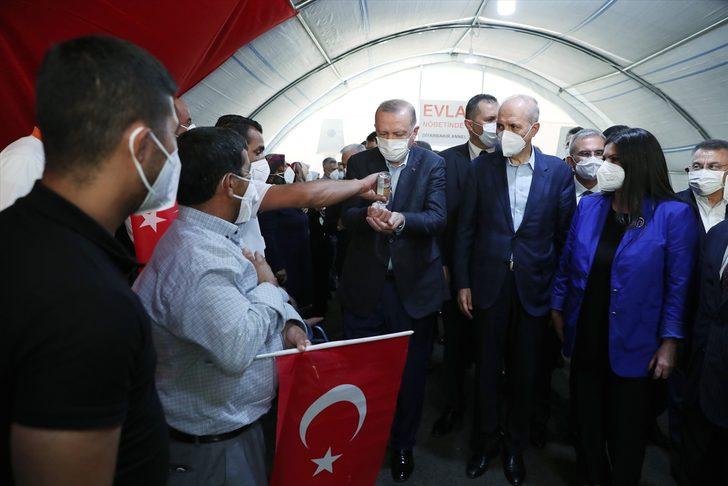 Son Dakika: Cumhurbaşkanı Erdoğan Diyarbakır Anneleri'ni ziyaret etti G4