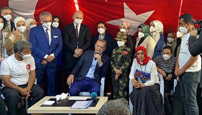 Son Dakika: Cumhurbaşkanı Erdoğan Diyarbakır Anneleri'ni ziyaret etti