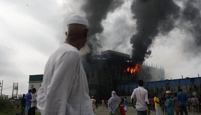 Bangladeş'te fabrikada yangın çıktı en az 52 kişi öldü