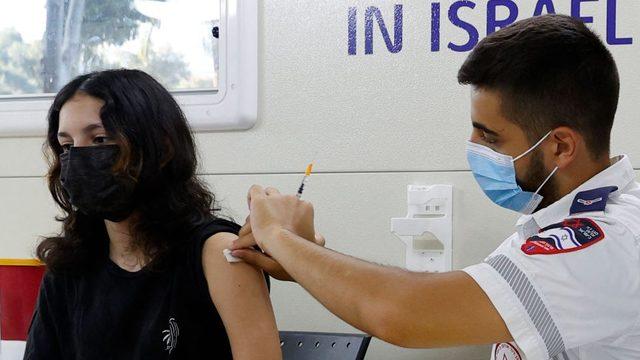 Pfizer-Biontech 3. doz takviye aşısı için izin başvurusu yapacaklarını açıkladı, ABD li ve Avrupalı denetleme kurumları Şu anda üçüncü doz aşıya gerek yok dedi 1