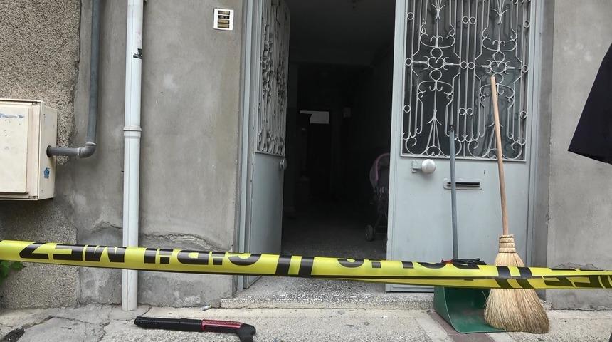 Temizlik işçisi babasını pompalı tüfekle vurdu