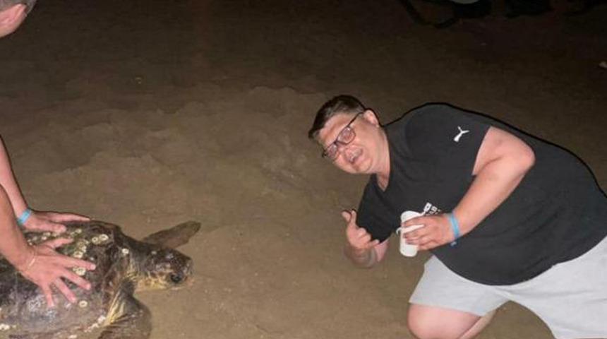 Caretta carettaya eziyet eden turistlere para cezası