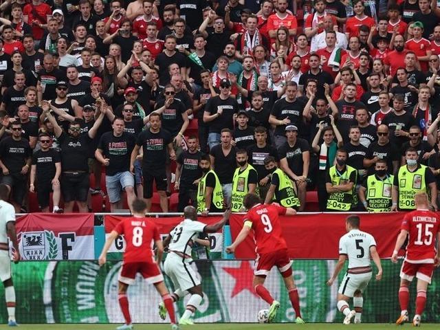 UEFA'dan Macaristan'a 3 maç seyircisiz oynama cezası
