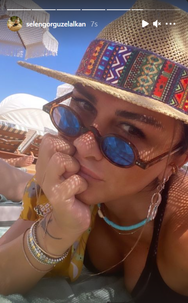 Hamdi Alkan’ın eşi Selen Görgüzel’den bikinili paylaşım G5
