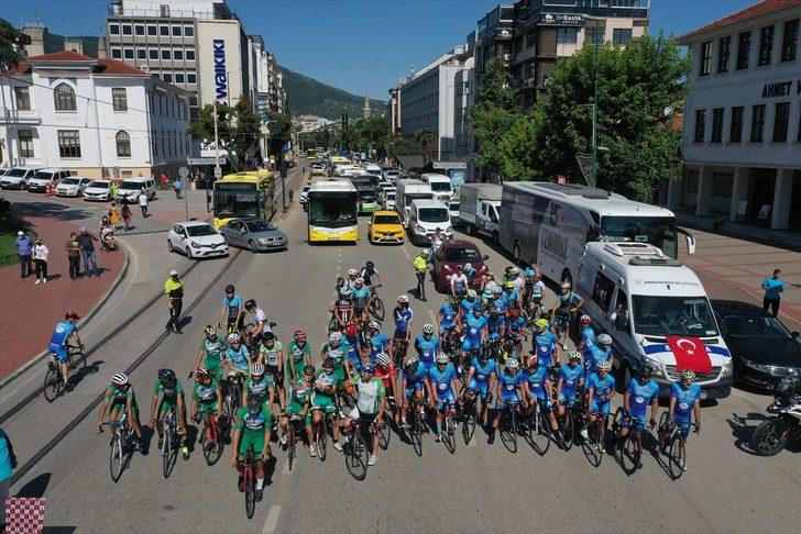Ömer Halisdemir 5. Ulusal Bisiklet Turu'na katılan sporcular Bursa'ya geldi G1