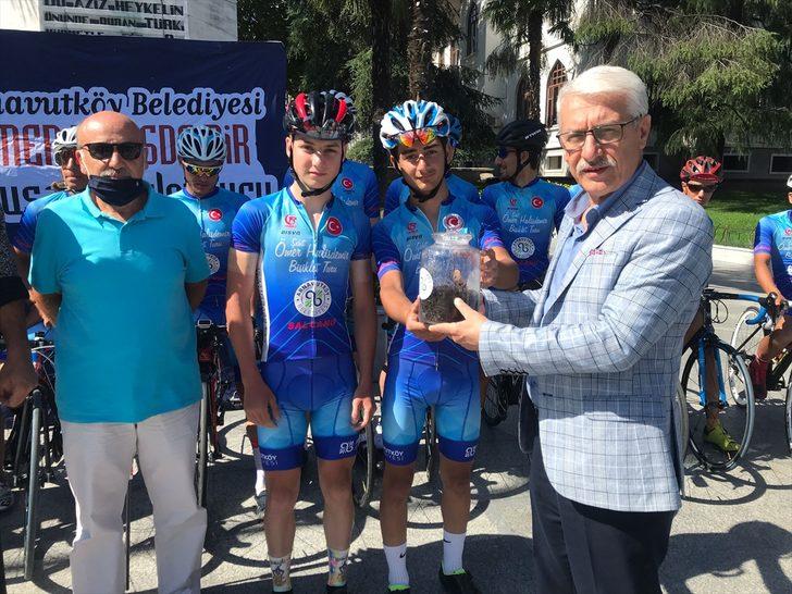 Ömer Halisdemir 5. Ulusal Bisiklet Turu'na katılan sporcular Bursa'ya geldi G3