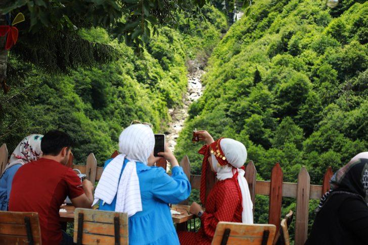 Dünyaca ünlü Ayder Yaylası, Kurban Bayramı rezervasyonlarında tam kapasiteye yaklaştı G5