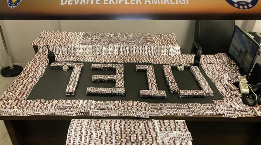 İzmir'de bir otomobilde 7 bin uyuşturucu hap ele ge&ccedil;irildi