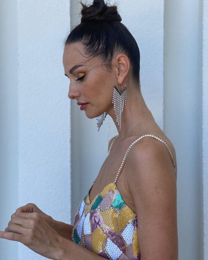 Yasemin Özilhan'dan şaşırtan itiraf! Aldığım çantanın fiyatını kasada öğrendim, utandım G1