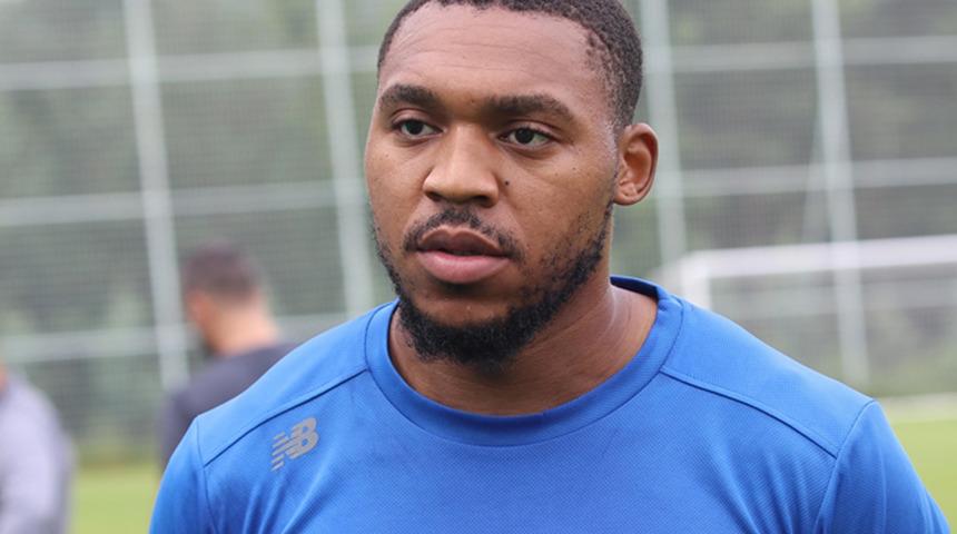 Britt Assombalonga: Mario Balotelli dünya çapında 