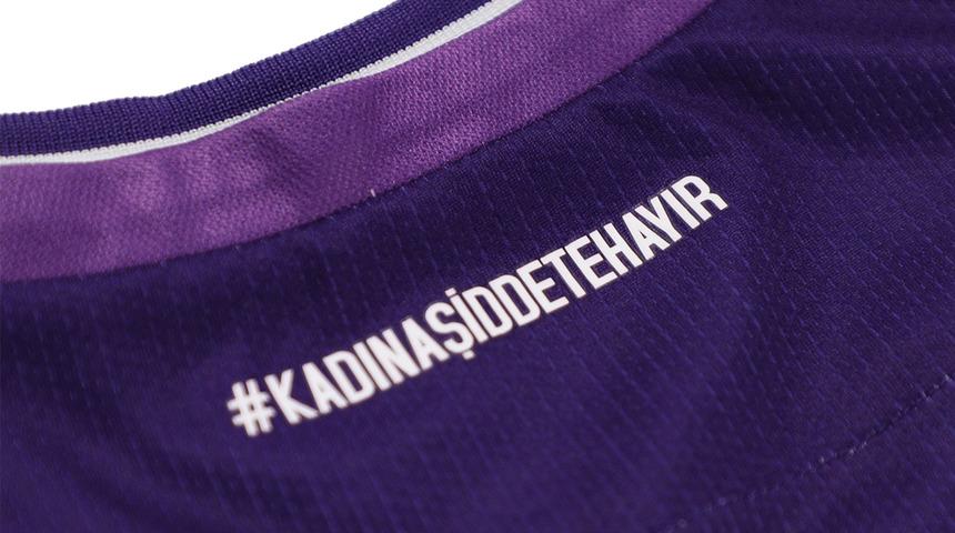 Samsunspor, kadına şiddete karşı mor forma hazırladı
