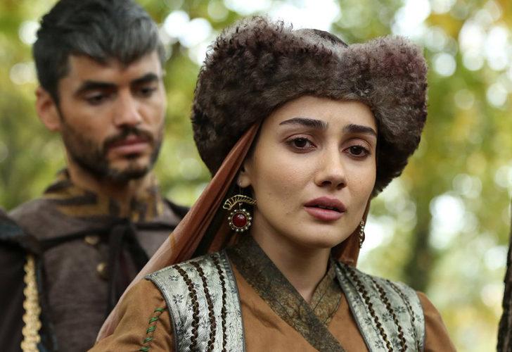 Uyanış Büyük Selçuklu'nun Turna Hatun'u Sevda Erginci süper minisiyle