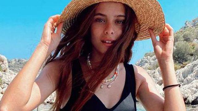 İlayda Alişan'ın bikinili pozu Serkay Tütüncü'yü mest etti