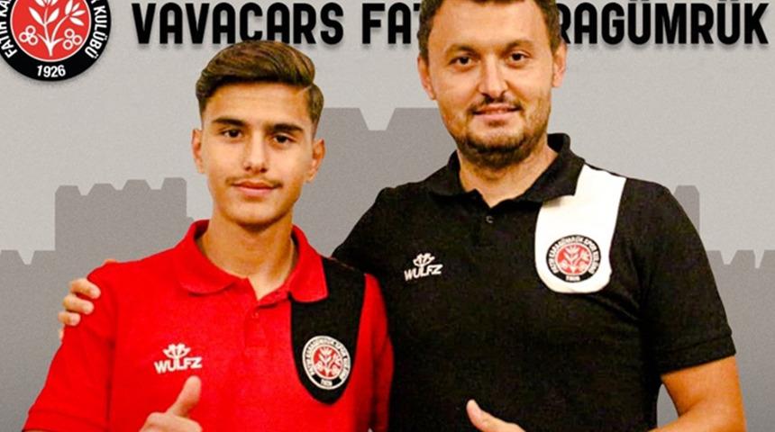 Fatih Karagümrük Samed Onur'u renklerine bağladı