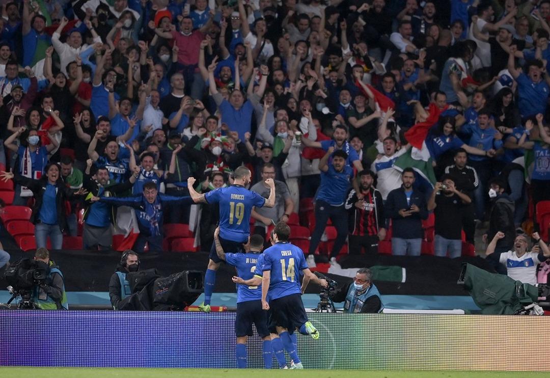 EURO 2020 şampiyonu İtalya!