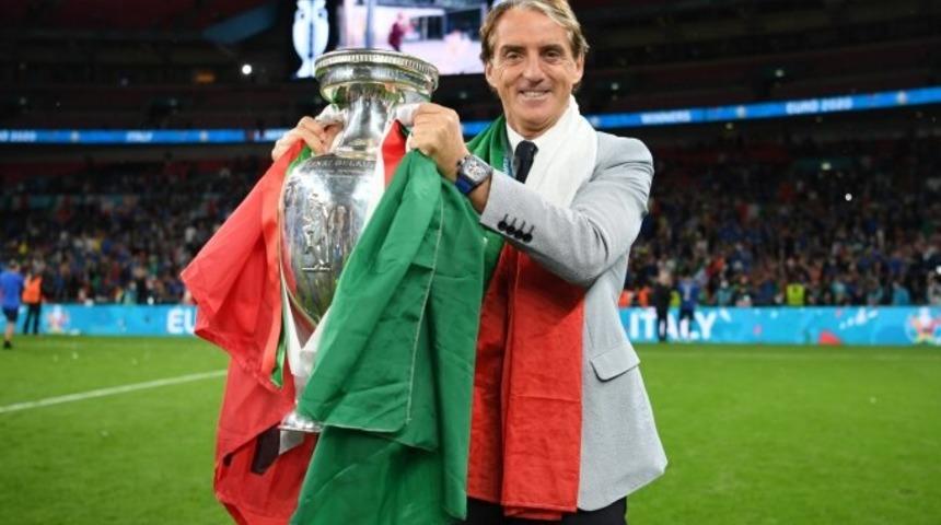 Roberto Mancini: "Bu zaferi hak ettik"