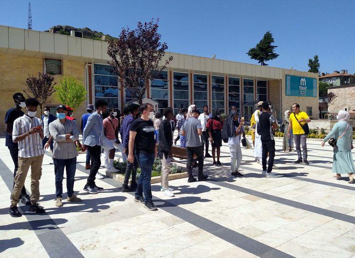 Tokat'ta "900 adımda 900 yıllık tarihi" barındıran Sulusokak turistlerin gözde mekanı oldu G2