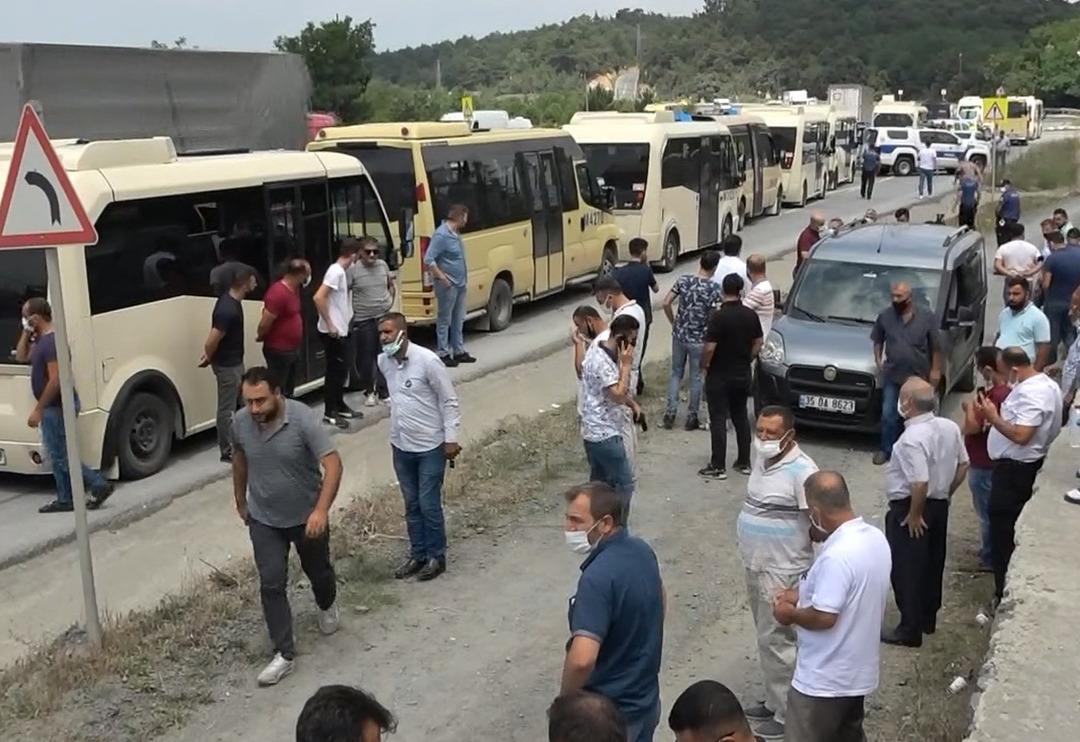 İstanbul'da minib&uuml;s&ccedil;&uuml;ler kontak kapattı