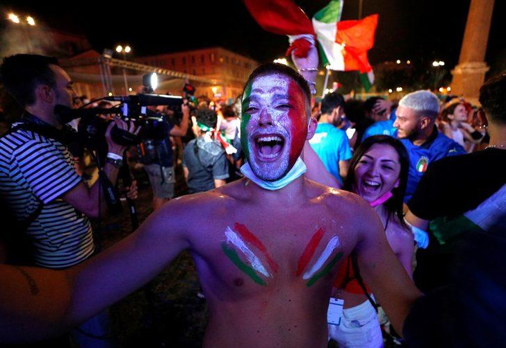 İtalya'da şampiyonluk kutlaması devam ediyor! G1