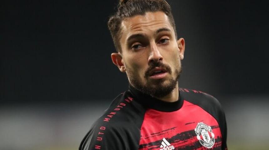 Jose Mourinho, Alex Telles'i istiyor