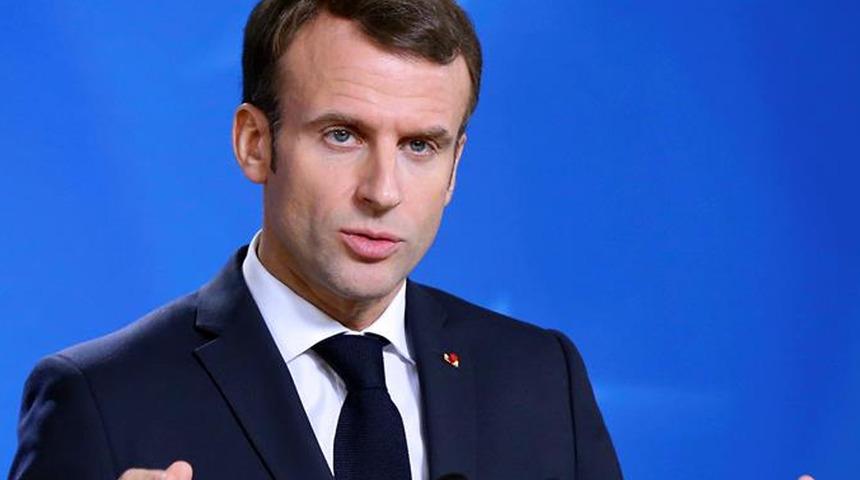 Fransa'da sağlık çalışanlarına koronavirüs aşısı zorunlu olacak