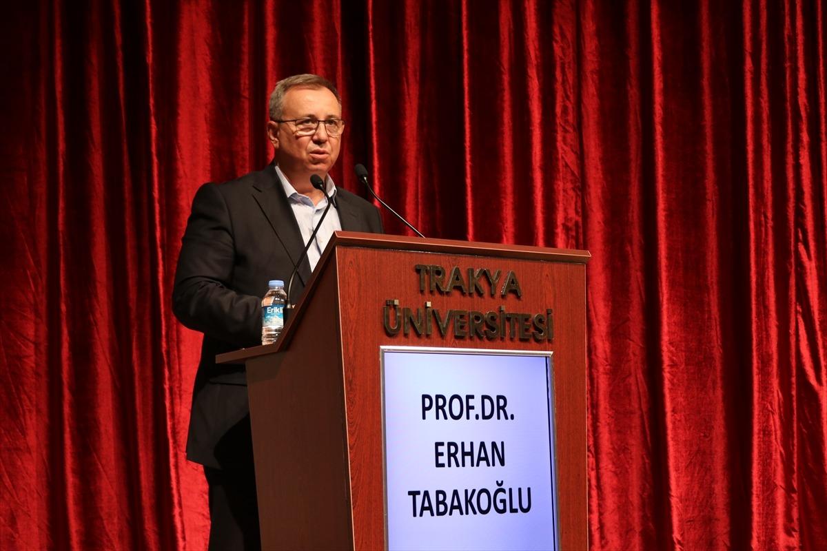 Trakya &Uuml;niversitesi'nde 15 Temmuz şehitleri anıldı