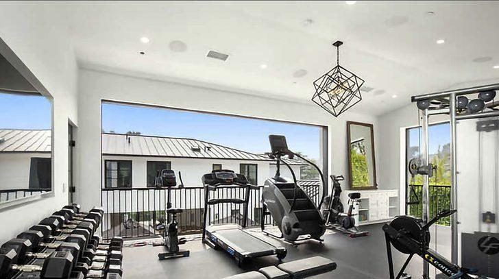 Rihanna kiracı arıyor! 80 bin dolar ödeyecek kiracı kim olacak? G1