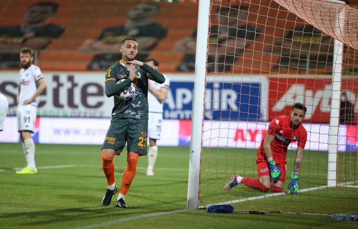 Galatasaray transfer haberleri! Aslan, dünyaca ünlü yıldızı bedavaya bitirebilir G4