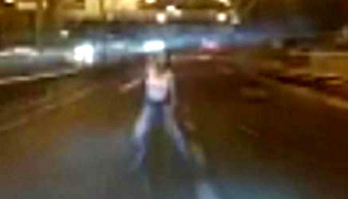 İzmir'de 16 yaşındaki genç kızın öldüğü kaza saniye saniye kamerada