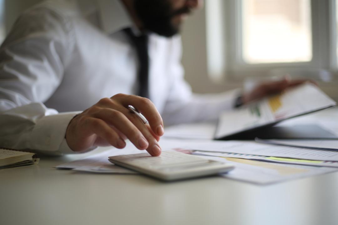 Memur-Sen taleplerini iletti! Milyonlara y&uuml;zde 10 zam