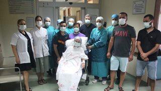 İki ay yoğun bakımda kaldı, doğum gününde uyandı