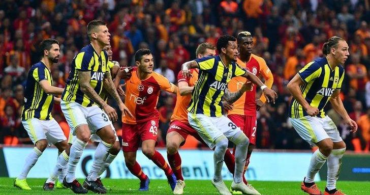 Galatasaray Fenerbahçe derbisi ne zaman? İşte 2021-2022 Galatasaray, Fenerbahçe ve Beşiktaş derbi maçları... G4