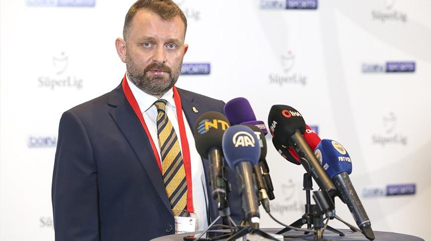 Fenerbahçe'de Selahattin Baki: Sert bir deplasman ile başlıyoruz