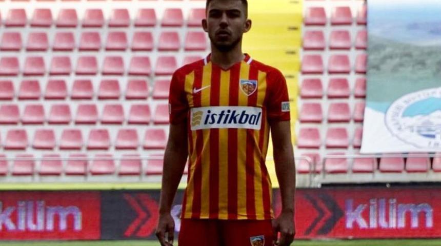 Kayserispor, Oğuzhan Çapar ile yolunu ayırdı