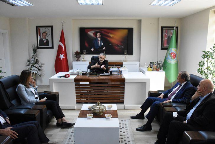 CHP, 40 kişilik heyet ile Ordu'da esnaf ve vatandaşlarla buluştu G1