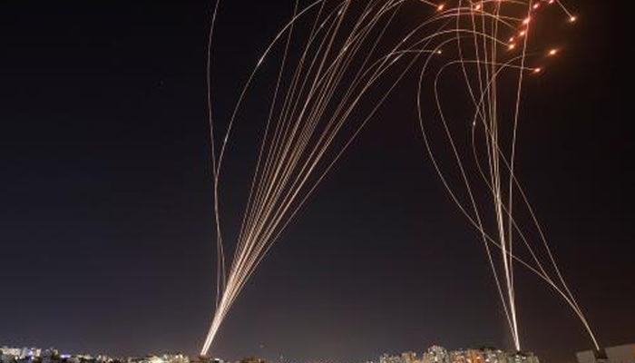 İsrail'in son Gazze saldırılarında &quot;Demir Kubbe&quot; yanlışlıkla kendi savaş uçağına zarar verdi