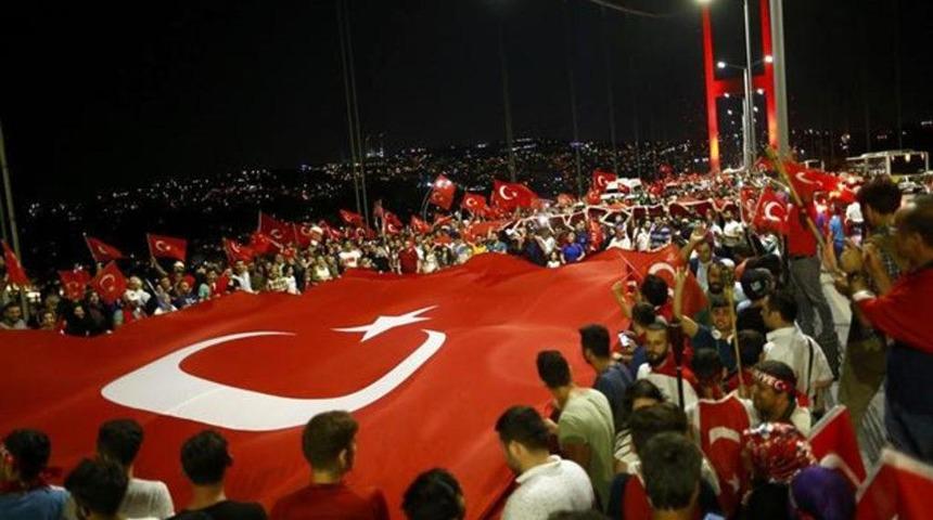 Darbe girişiminin yıl dönümünde iş dünyasından 15 Temmuz mesajları