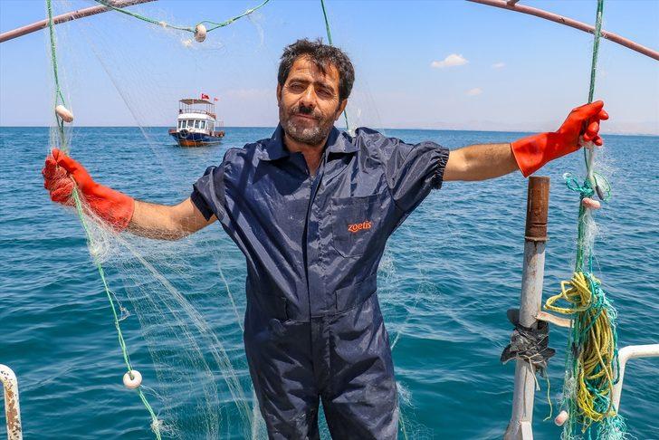 Van'da balıkçılar "vira bismillah" dedi G4