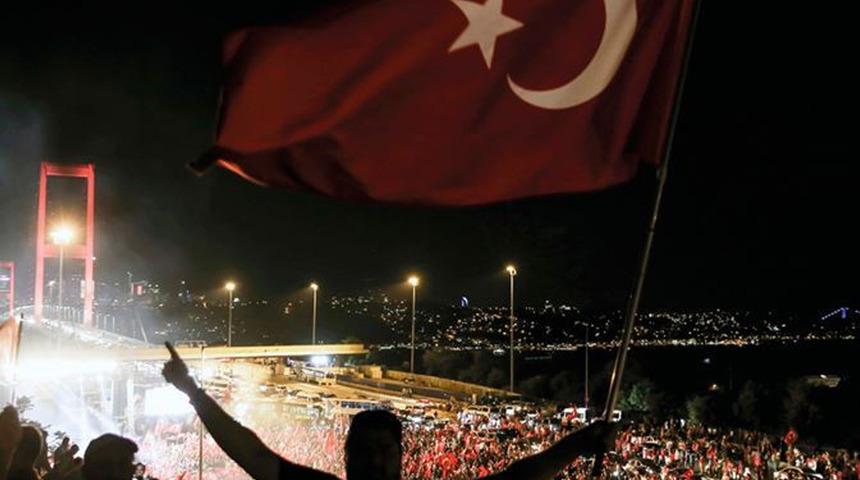 Siyasilerden 15 Temmuz mesajı