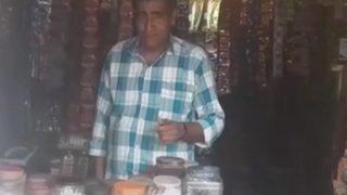 Yılda 300 gün uyuyan adam! Ailesi uykusunda yıkayıp yemek yediriyor