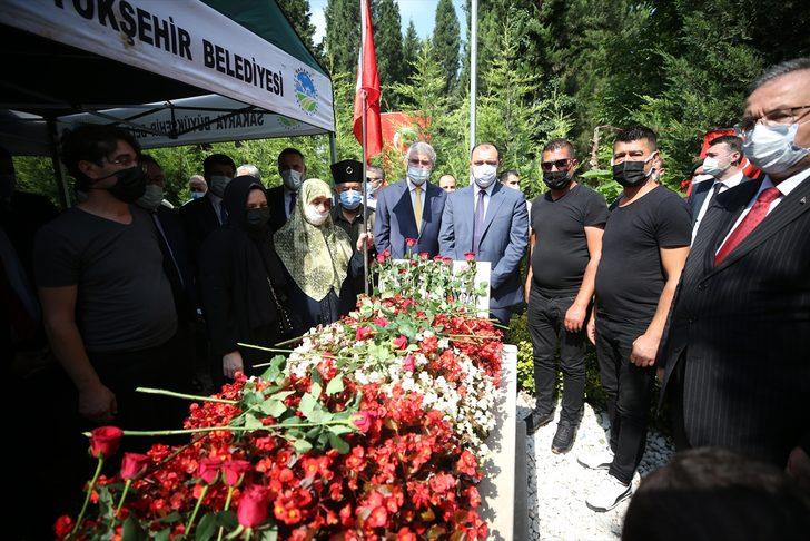 15 Temmuz şehitleri mezarları başında anıldı G4