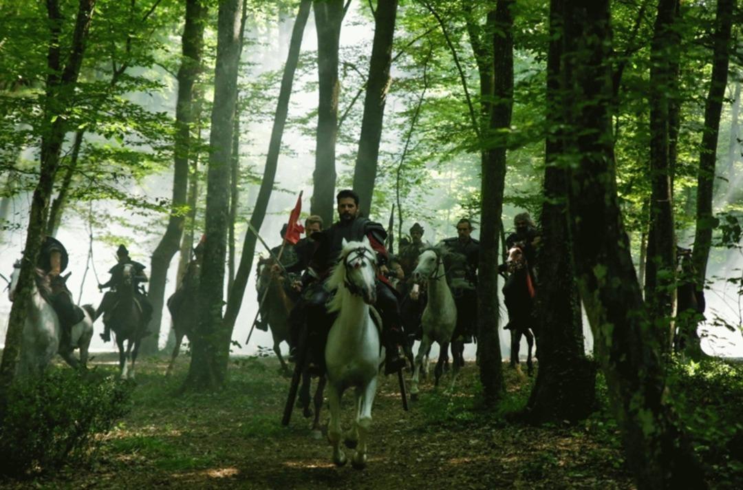 T&uuml;rkler Geliyor: Adaletin Kılıcı filmi nerede &ccedil;ekildi? T&uuml;rkler Geliyor: Adaletin Kılıcı filminin oyuncuları kimdir?