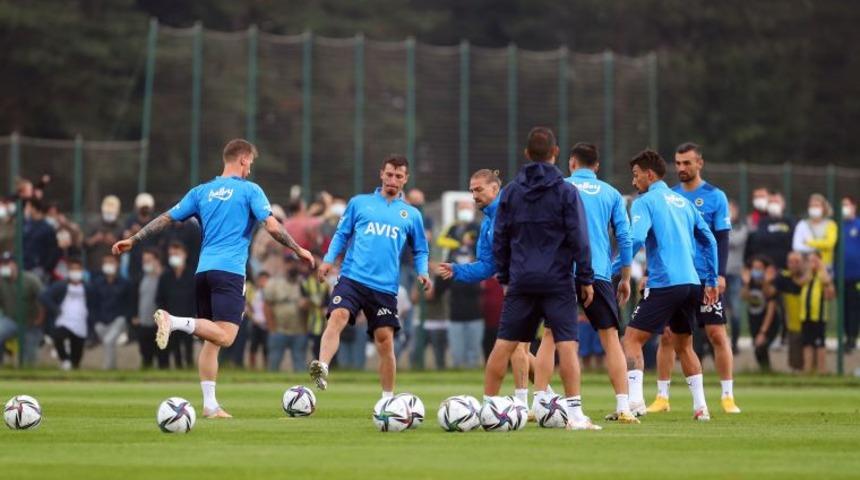 Fenerbahçe Csikszereda hazırlık maçı hangi kanalda? Fenerbahçe Csikszereda maçı canlı mı?