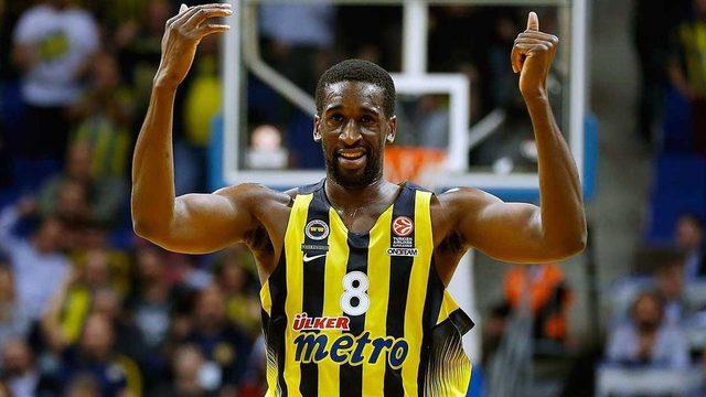 Ekpe Udoh Avrupa'ya dönüyor