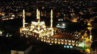 15 Temmuz'un 5. yıl dönümünde saat 00.13'te tüm camilerden sela okundu