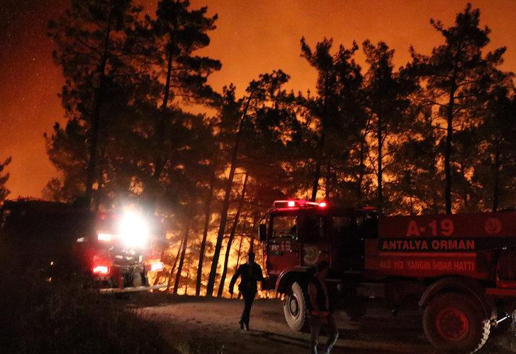 Mersin ve Hatay'da orman yangını! Bakan Pakdemirli'den açıklama G2