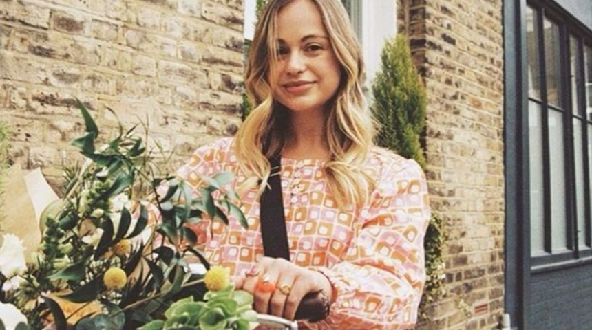 İngiliz Kraliyet ailesi üyesi Lady Amelia Windsor kullanılmış iç çamaşırlarını satışa çıkarttı