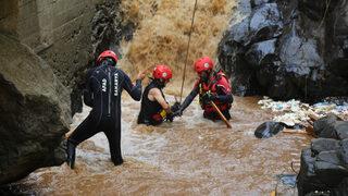 Rize'de sel ve heyelan felaketinde son durum! Arama çalışmaları dere içinde sürdürülüyor