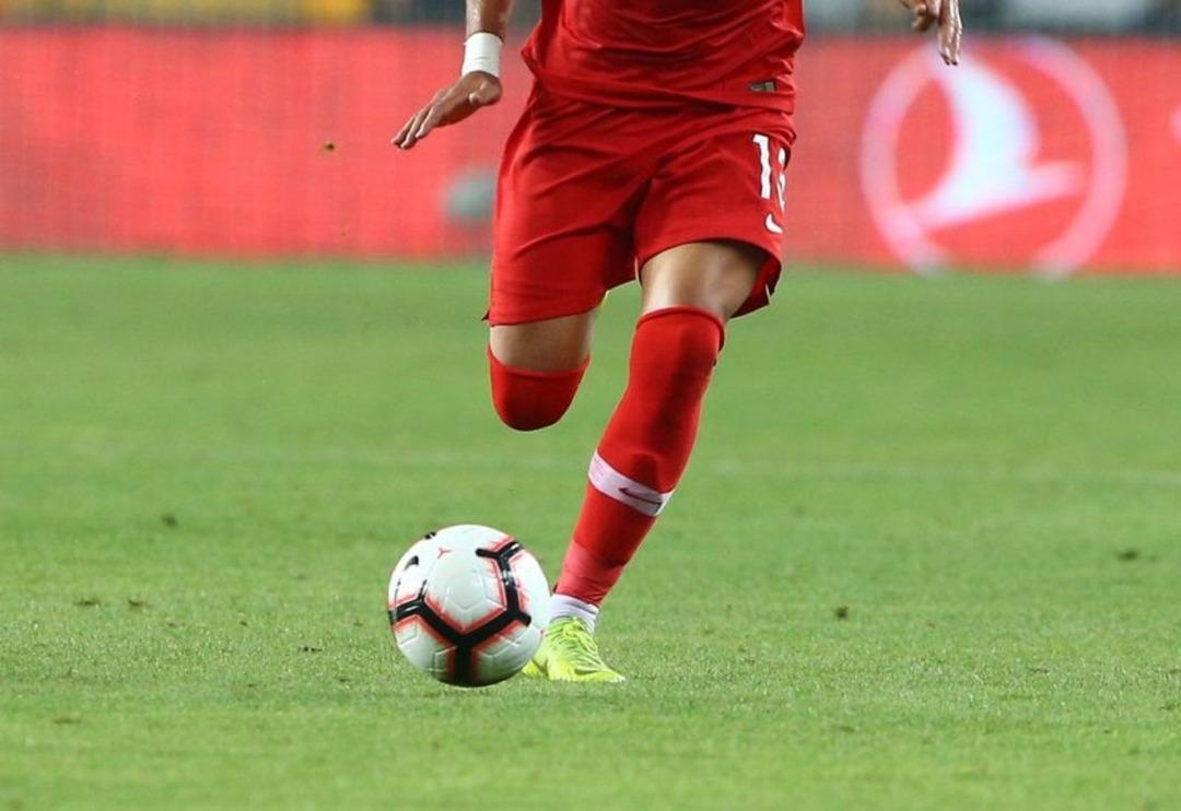 Galatasaray transfer haberleri! Cim-Bom milli yıldız i&ccedil;in devreye girdi!