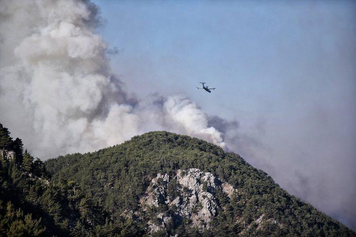 Mersin'de devam eden orman yangını İHA ile görüntülendi G2